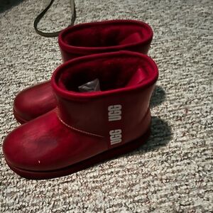 Red uggs